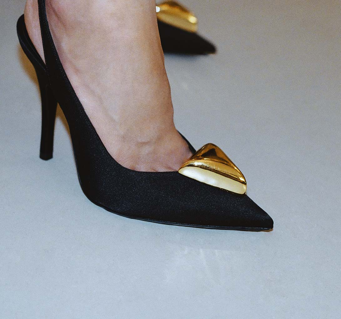 Pyramid Shoe Clip Gold